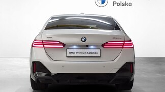 BMW Serii 5, 520
