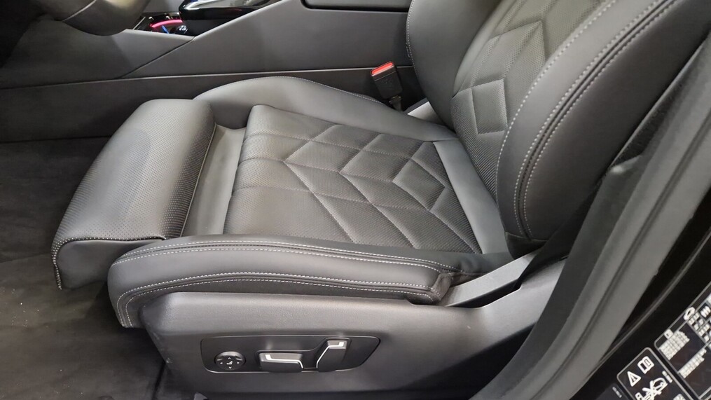 BMW Serii 5, 520