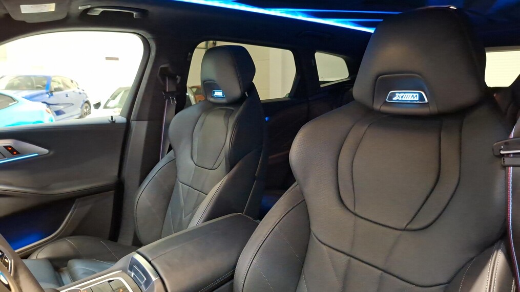 BMW XM