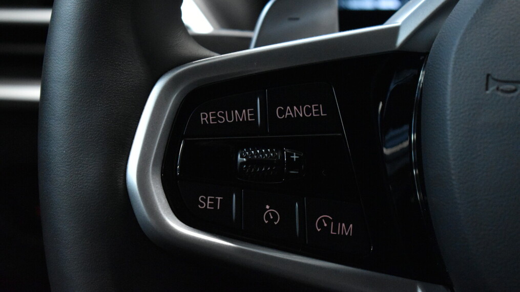 BMW Serii 3, 318
