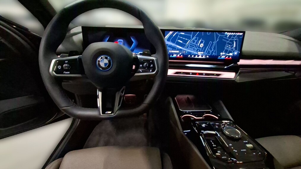 BMW Serii 5, 550