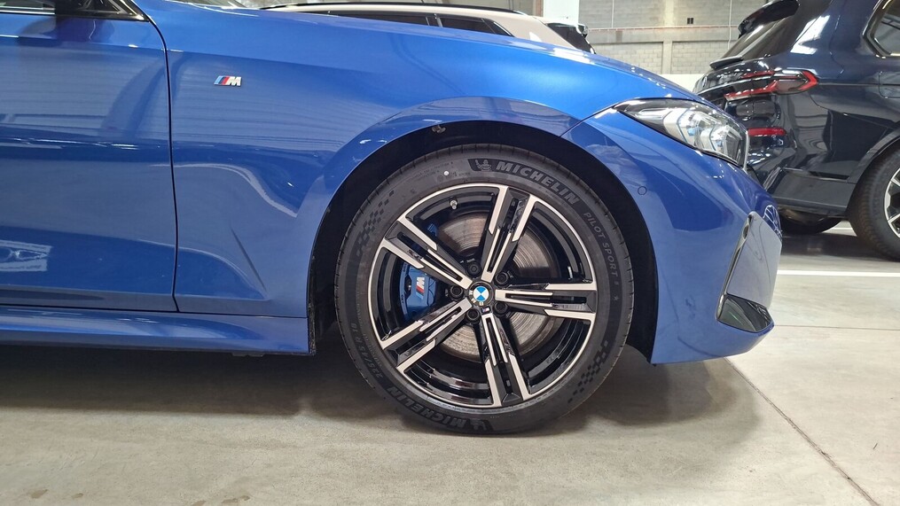 BMW Serii 3, 340