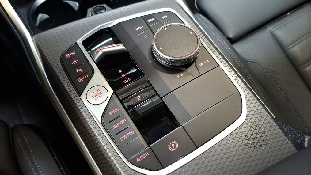 BMW Serii 3, 340