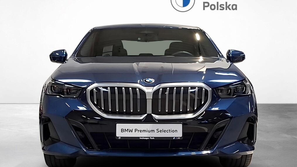 BMW Serii 5, 520
