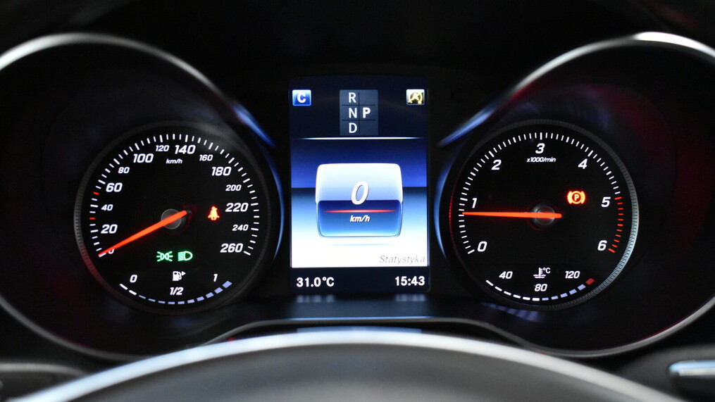 Mercedes-Benz GLC 220