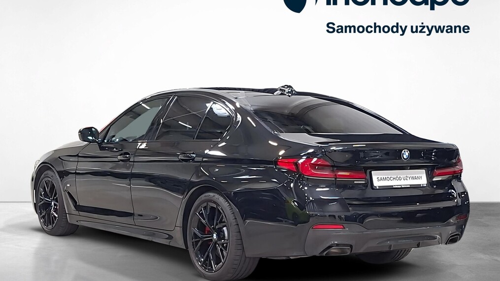 BMW Serii 5, 530