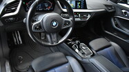 BMW Serii 2, 218