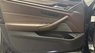 BMW Serii 5, 530