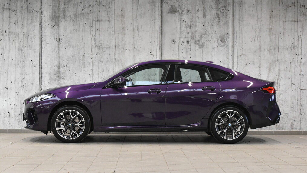 BMW Serii 2, 220