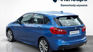 BMW Serii 2, 225