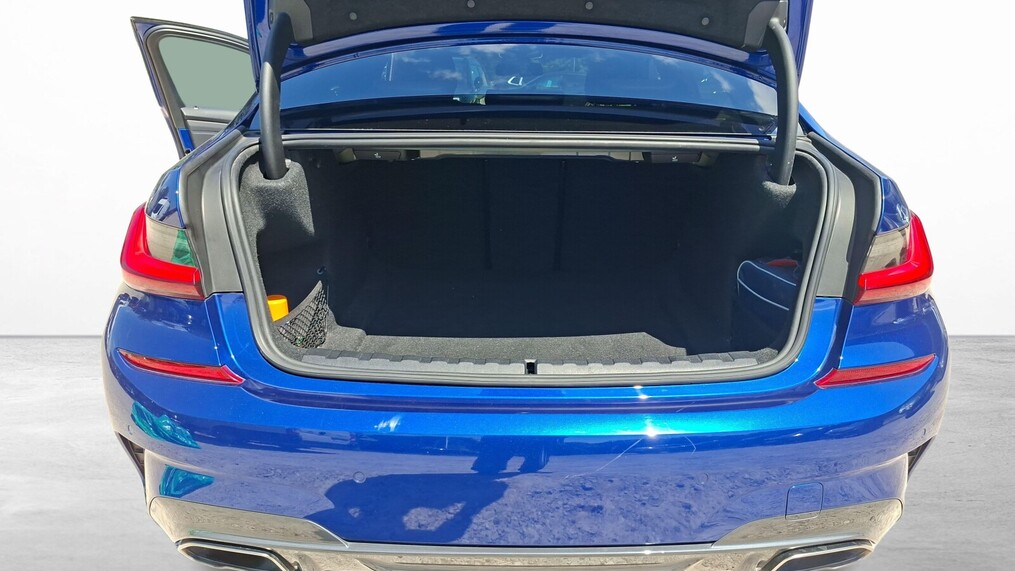 BMW Serii 3, 340