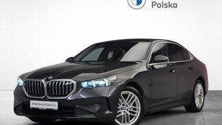 BMW Serii 5, 520