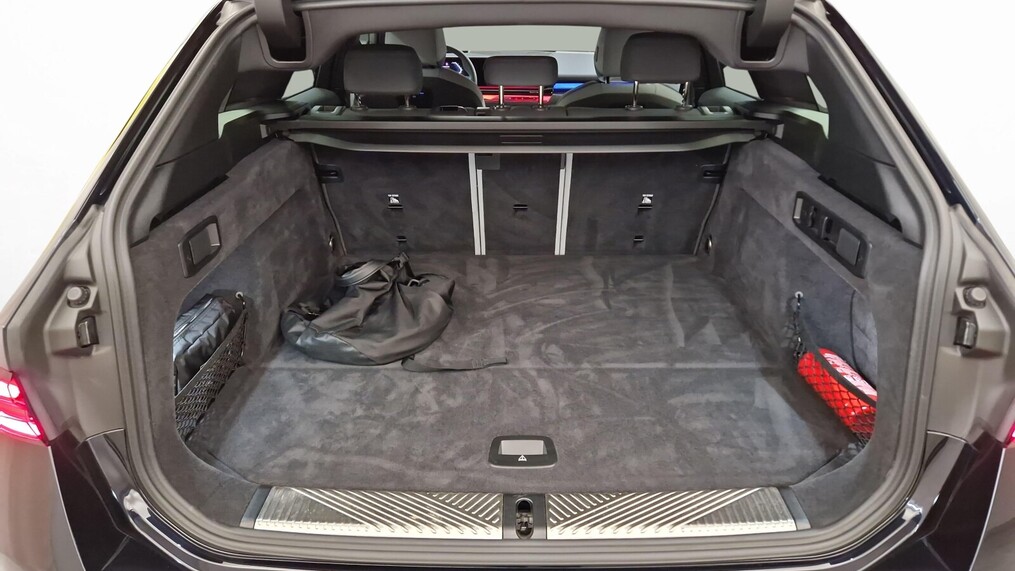 BMW Serii 5, 530