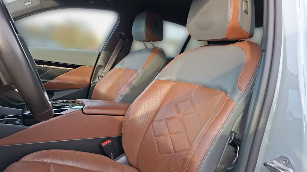 BMW Serii 5, 520