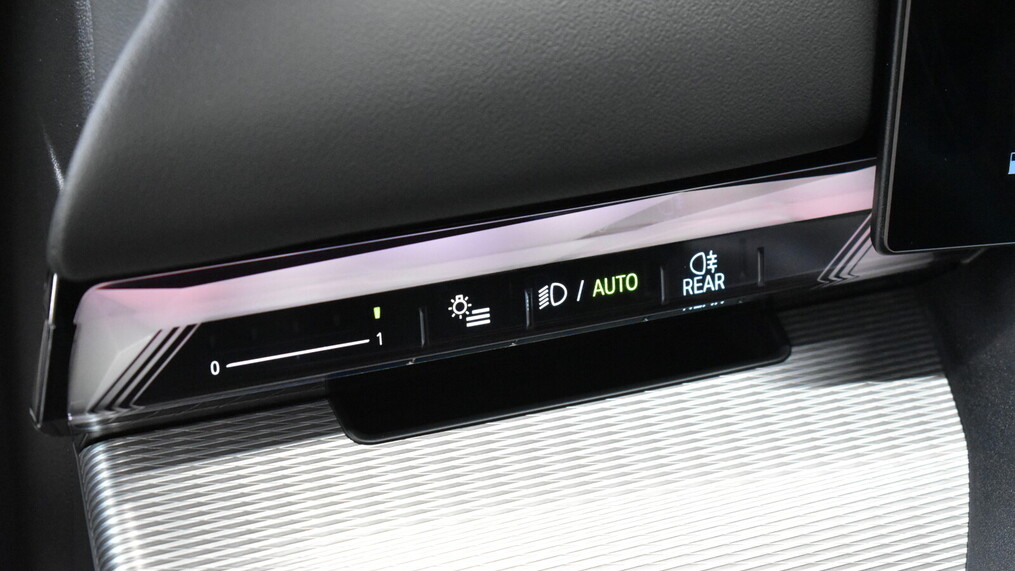 BMW Serii 5, 520