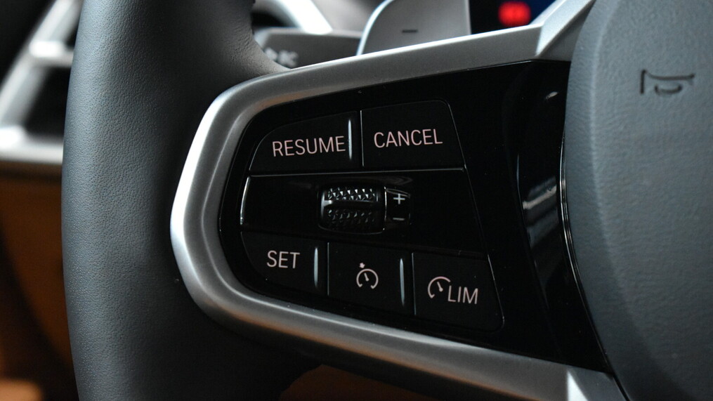 BMW Serii 3, 318