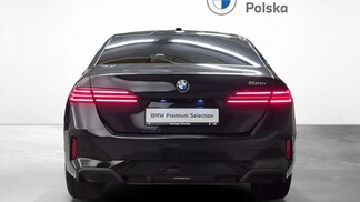 BMW Serii 5, 520