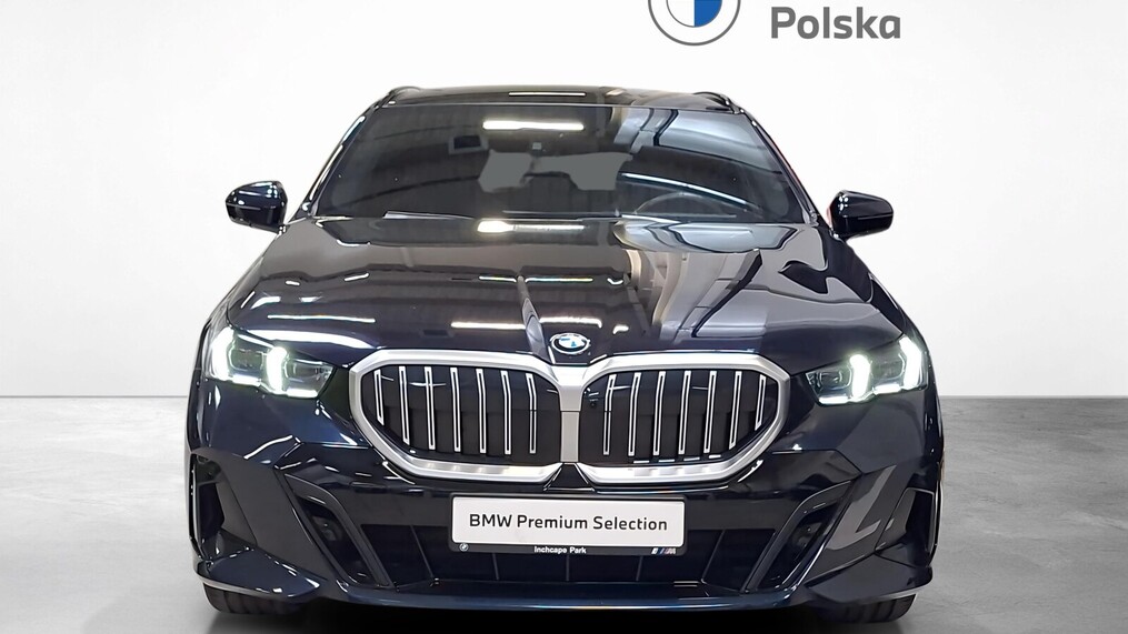 BMW Serii 5, 520