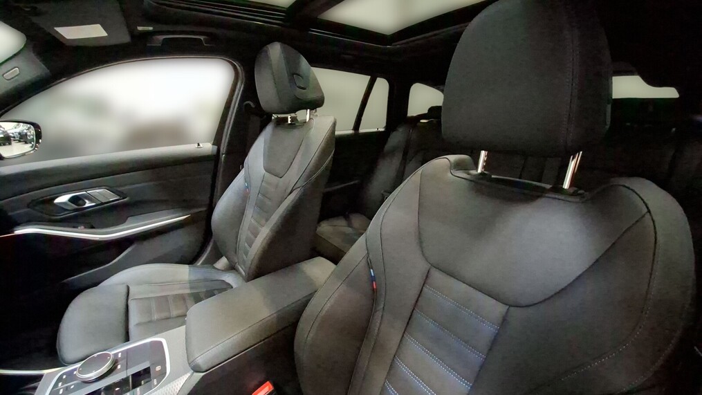 BMW Serii 3, 340