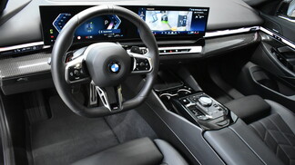 BMW Serii 5, 520