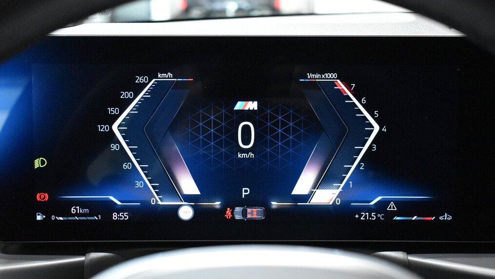 BMW Serii 3, 330