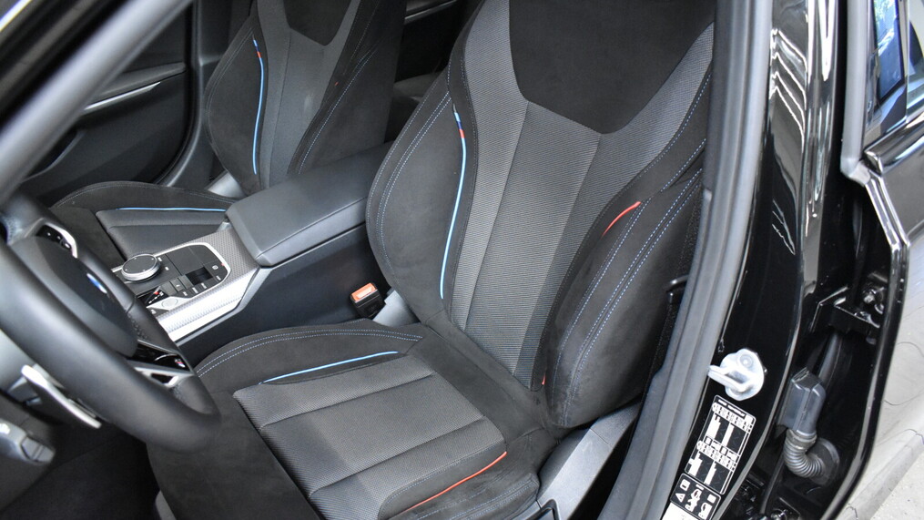 BMW Serii 3, 330