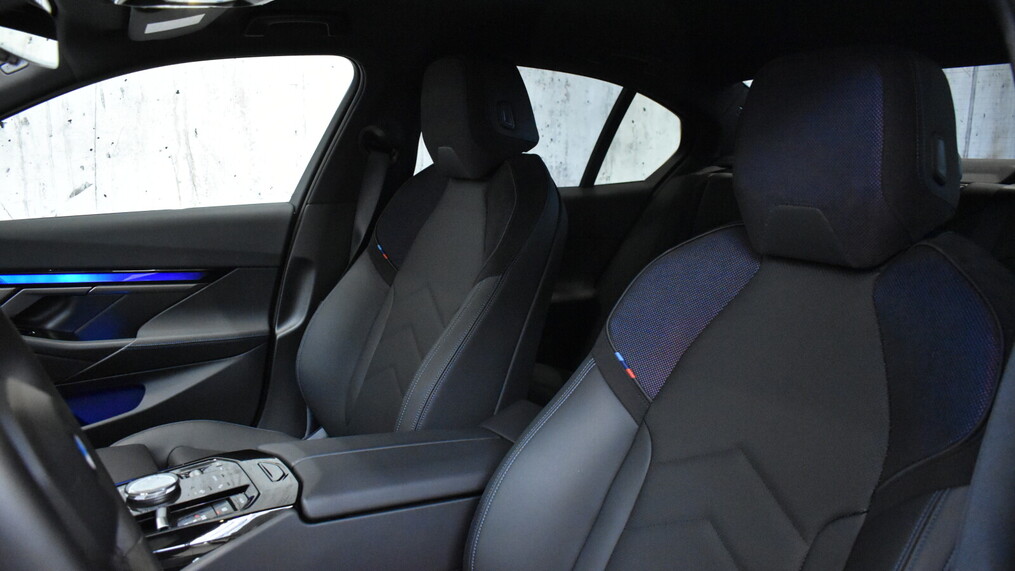 BMW Serii 5, 520