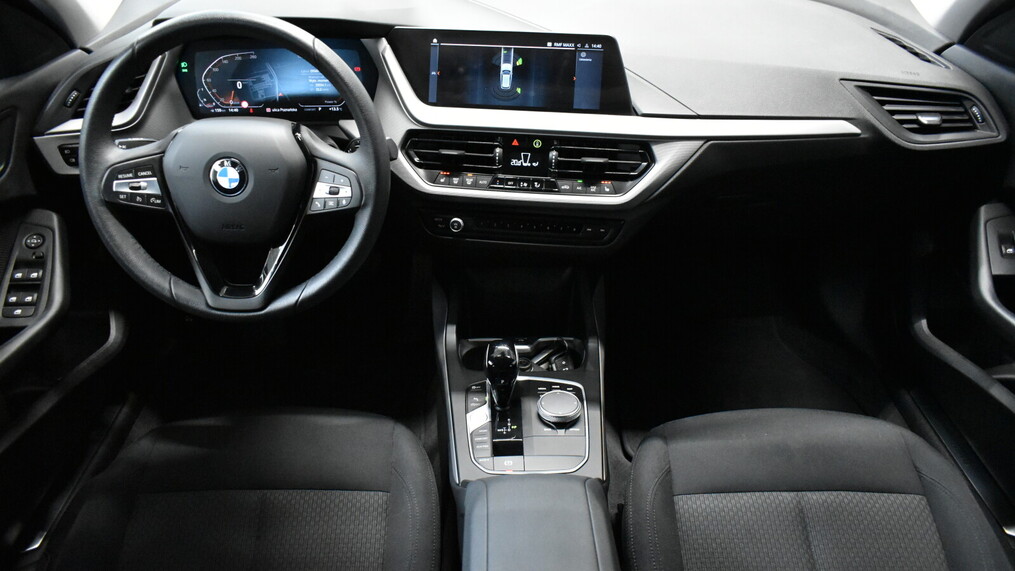 BMW Serii 1, 118