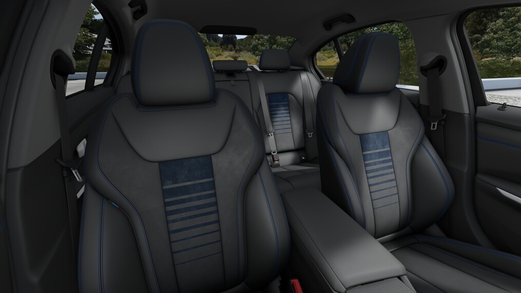 BMW Serii 3, 330