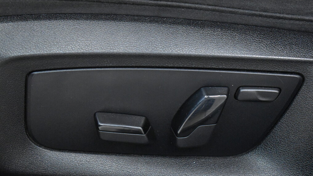 BMW Serii 5, 520