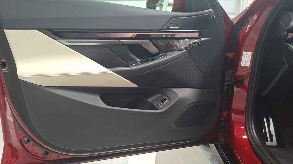 BMW Serii 5, 550