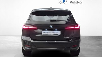BMW Serii 2, 218