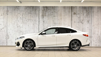 BMW Serii 2, 218