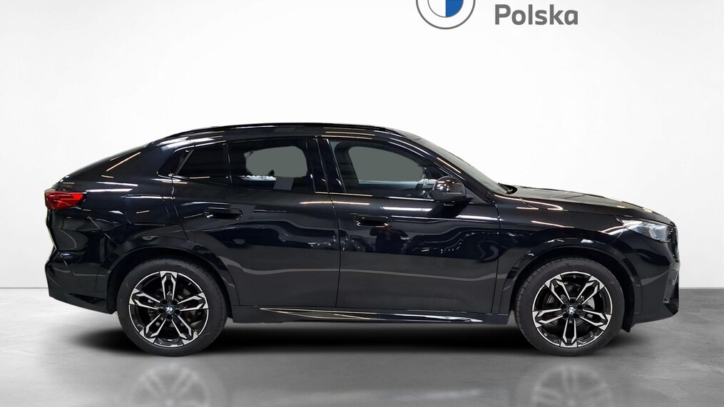 BMW iX2