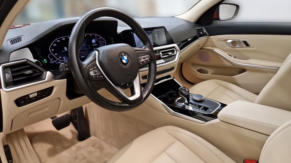 BMW Serii 3, 318