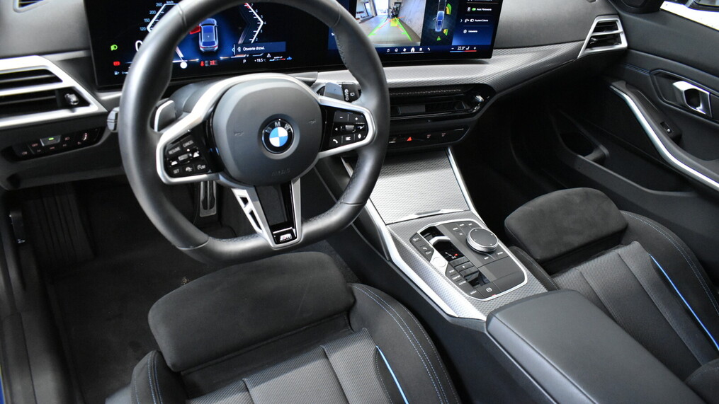 BMW Serii 3, 330