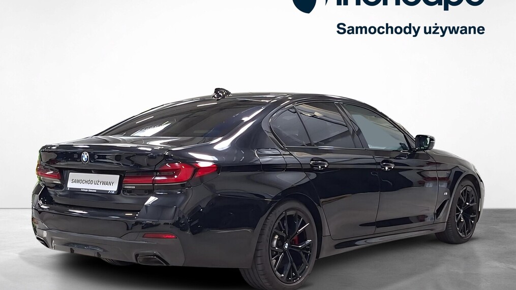 BMW Serii 5, 530