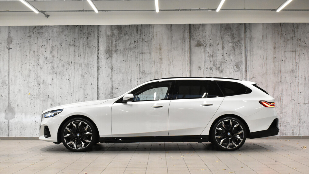 BMW Serii 5, 520