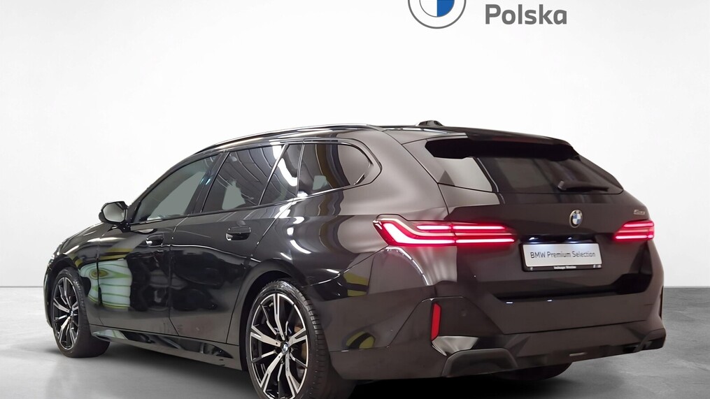 BMW Serii 5, 520