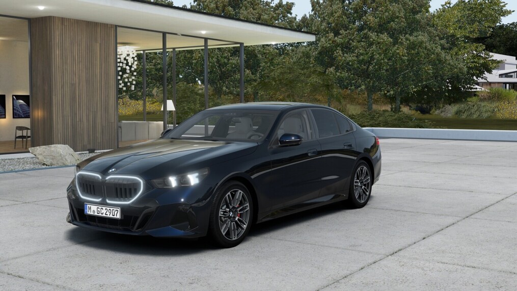 BMW Serii 5, 520