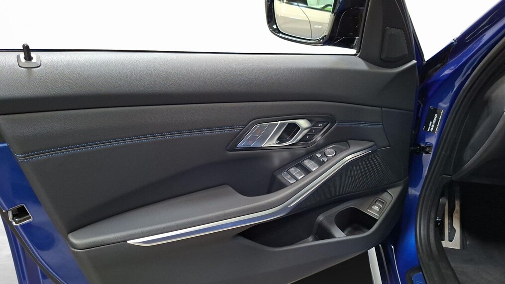 BMW Serii 3, 340