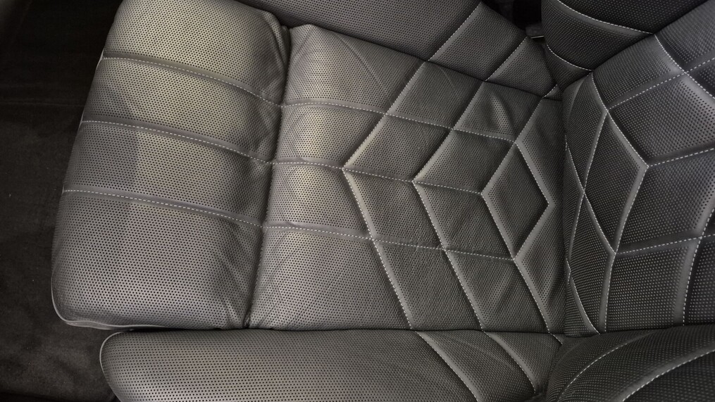 BMW Serii 7, 740