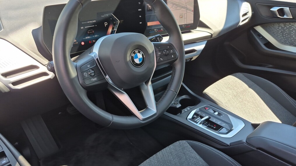 BMW Serii 1, 118