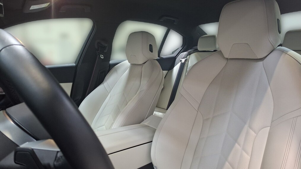 BMW Serii 5, 550