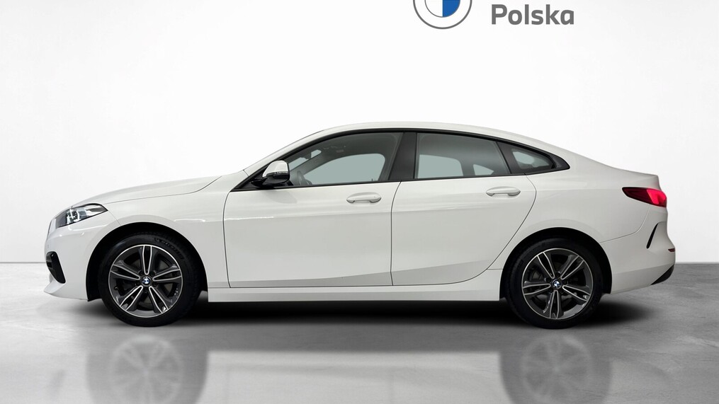 BMW Serii 2, 218