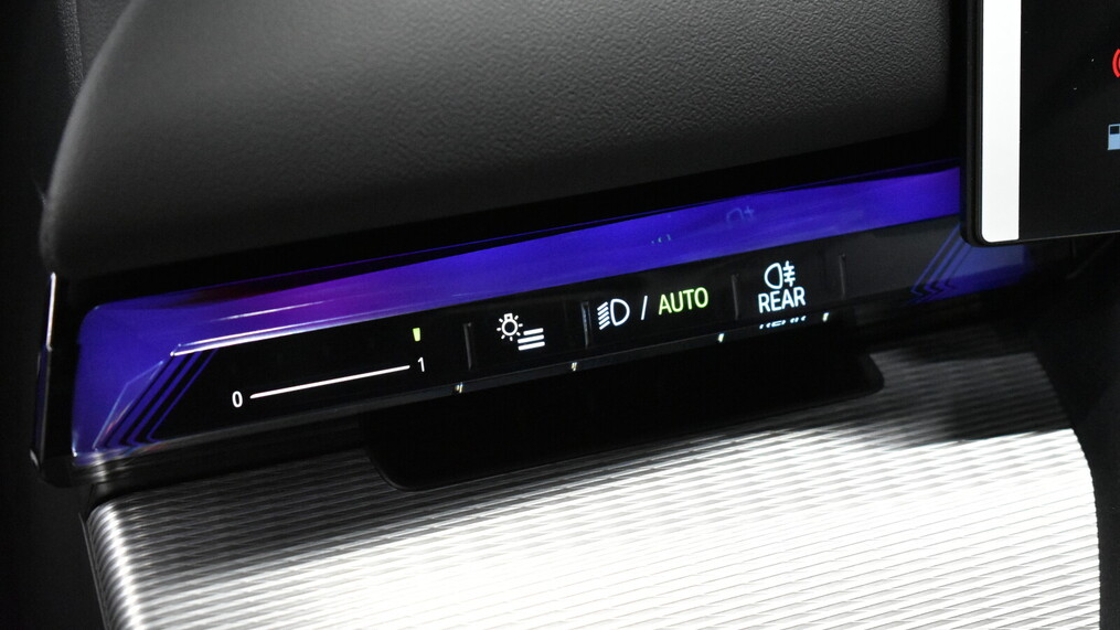 BMW Serii 5, 520