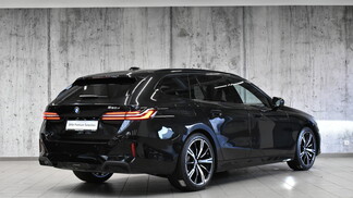 BMW Serii 5, 520