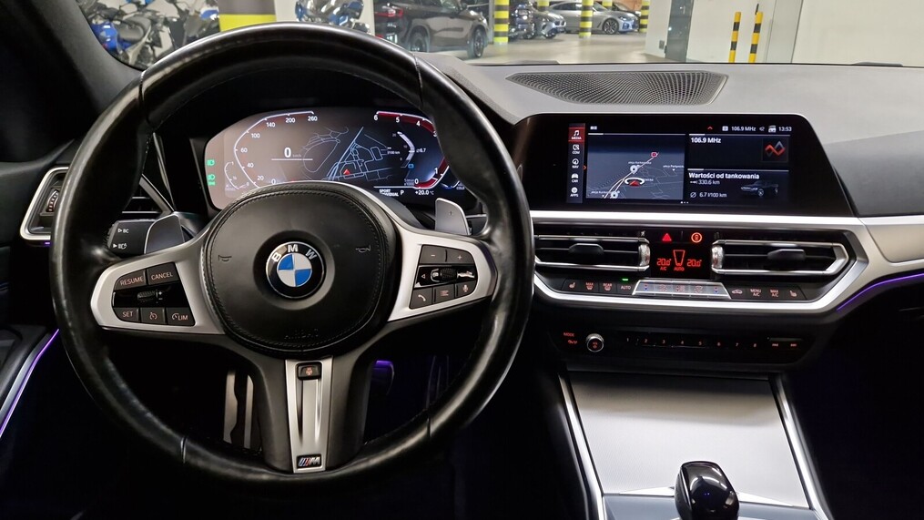 BMW Serii 3, 320