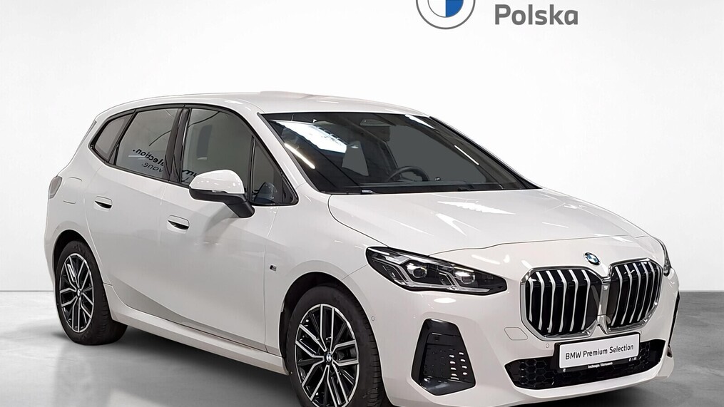 BMW Serii 2, 218