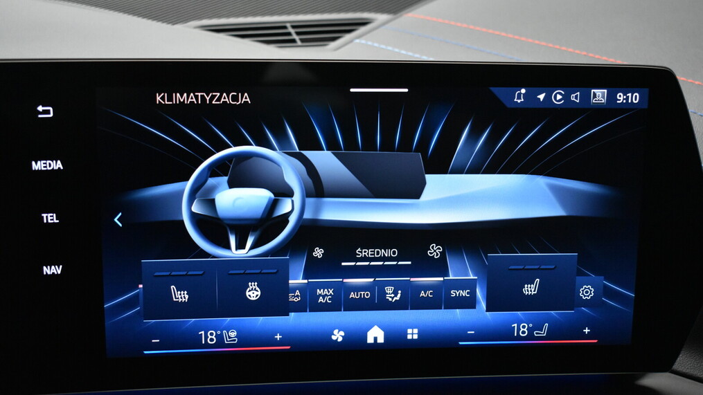 BMW Serii 2, 220